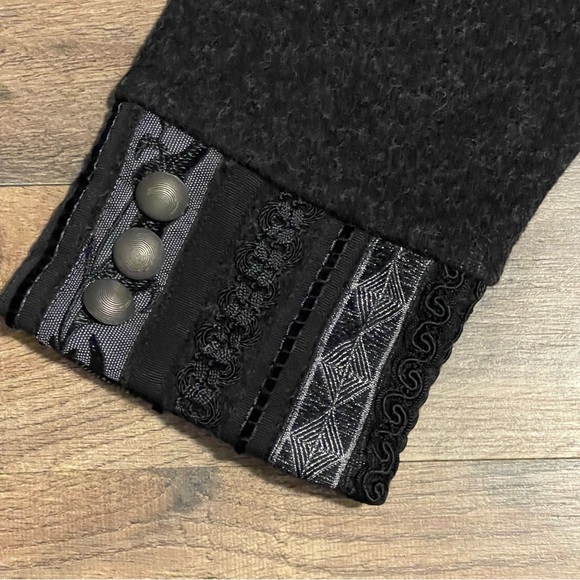 Icelandic Designs | Wool Lined Button Front Jacket - Picture 6 of 11